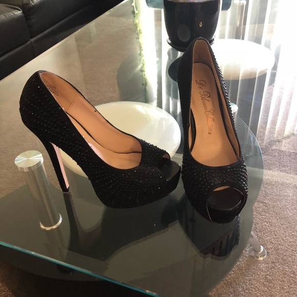 Black pumps size 5 - Picture 2 of 4